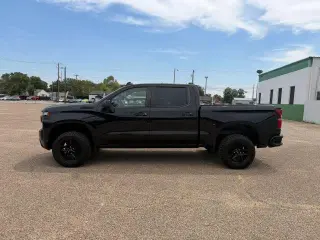 Chevrolet Silverado 1500 2020 4x4 LT Trail Boss 4p Camioneta de Cabina Completa 6.0 pies ST