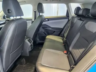 Volkswagen Taos 2024 AWD SE Negro 4Motion 4p SUV