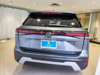 Volkswagen Tiguan 2026 AWD S 4Motion 4p SUV