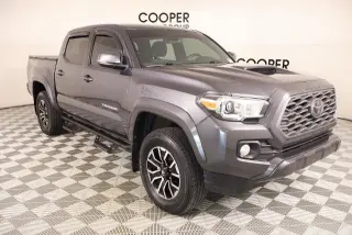 Toyota Tacoma 2023 4x4 TRD Sport 4dr Cabina Doble 5.0 ft SB 6A