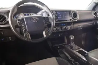 Toyota Tacoma 2023 4x4 TRD Sport 4dr Cabina Doble 5.0 ft SB 6A
