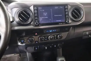 Toyota Tacoma 2023 4x4 TRD Sport 4dr Cabina Doble 5.0 ft SB 6A