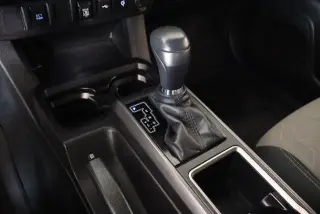 Toyota Tacoma 2023 4x4 TRD Sport 4dr Cabina Doble 5.0 ft SB 6A