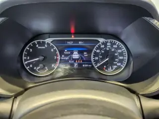 Nissan Sentra 2024 SV 4p Sedán