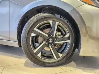Nissan Sentra 2024 SV 4p Sedán