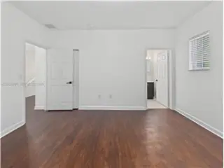 Propiedad de alquiler con 3 dormitorios y 3.5 baños en Miami