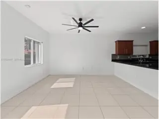Propiedad de alquiler con 3 dormitorios y 3.5 baños en Miami