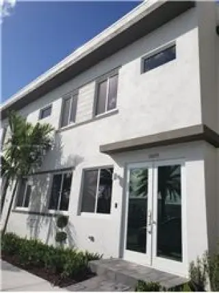 Propiedad de alquiler con 3 dormitorios y 2.5 baños en Doral