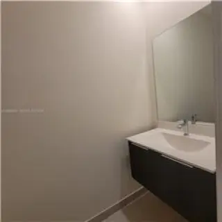 Propiedad de alquiler con 3 dormitorios y 2.5 baños en Doral
