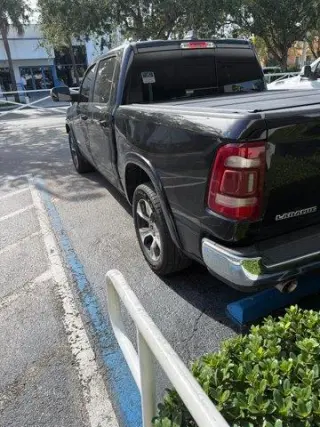 Ram 1500 2019 4x2 Laramie 4dr Crew Cab 5.6 ft. SB Pickup
