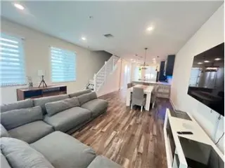 Propiedad en alquiler con 3 habitaciones y 2.5 baños en Doral
