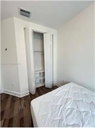 Propiedad en alquiler con 3 habitaciones y 2.5 baños en Doral
