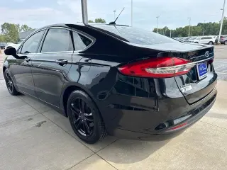 Ford Fusion 2018 SE 4dr Sedán