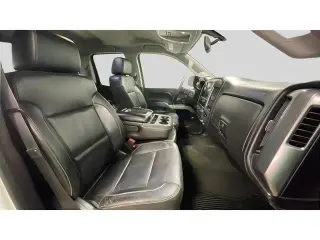 Chevrolet Silverado 2500HD 2015 4x4 LTZ 4dr Double Cab SB