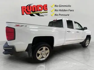 Chevrolet Silverado 2500HD 2015 4x4 LTZ 4dr Double Cab SB