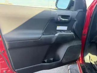 Toyota Tacoma 2018 4x4 TRD Sport 4dr Double Cab 6.1 ft LB