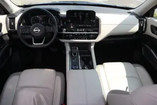 Nissan Pathfinder 2024 AWD SL 4p SUV