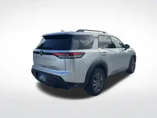 Nissan Pathfinder 2025 SV 4dr SUV