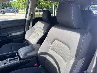 Nissan Pathfinder 2025 SV 4dr SUV