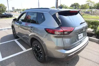 Nissan Rogue 2026 AWD Dark Armor 4dr Crossover