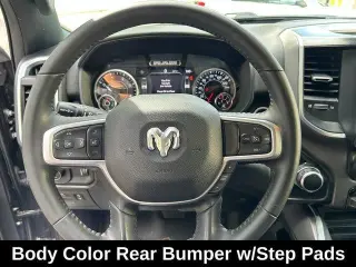 Ram 1500 2022 4x2 Big Horn 4p Cubo de Tripulação 5.6 ft. SB Pick-up