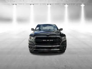 Ram 1500 2022 4x2 Big Horn 4p Cubo de Tripulação 5.6 ft. SB Pick-up