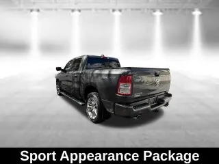 Ram 1500 2022 4x2 Big Horn 4p Cubo de Tripulação 5.6 ft. SB Pick-up