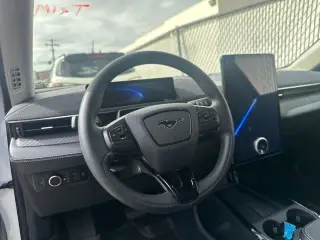 Ford Mustang Mach-E 2023 AWD Premium 4dr SUV