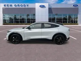 Ford Mustang Mach-E 2023 AWD Premium 4dr SUV