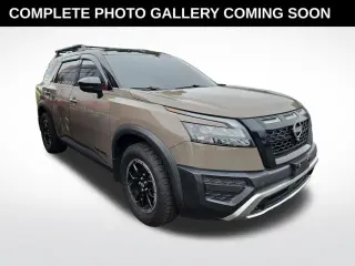 Nissan Pathfinder 2023 AWD Rock Creek 4p SUV