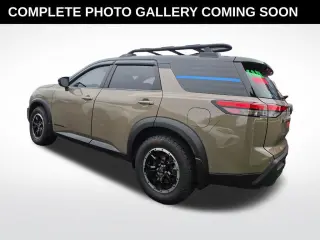 Nissan Pathfinder 2023 AWD Rock Creek 4p SUV