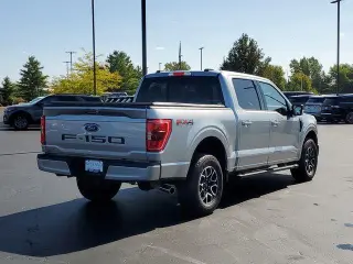 Ford F-150 2023 4x4 XLT 4dr SuperCrew 6.5 ft. SB en español