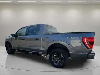 Ford F-150 2023 4x4 XLT 4dr SuperCrew 5.5 ft. SB
