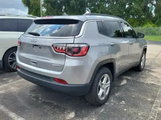 Jeep Compass 2024 4x4 Latitude 4dr SUV