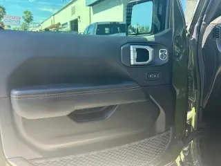 Jeep Gladiator 2022 4x4 Mojave 4dr Crew Cab 5.0 ft. SB