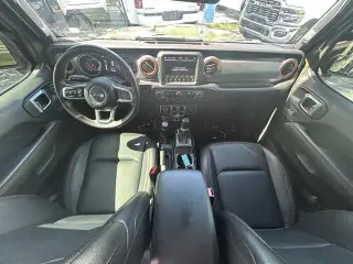 Jeep Gladiator 2022 4x4 Mojave 4dr Crew Cab 5.0 ft. SB