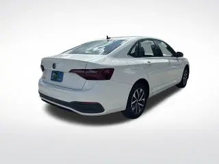 Volkswagen Jetta 2023 S 4p Sed 8A