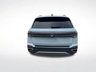 Volkswagen Taos 2025 SE 4dr SUV