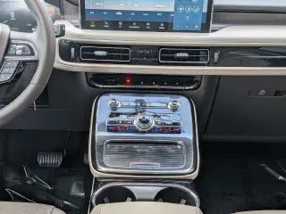Lincoln Nautilus 2023 AWD Reserve 4p SUV