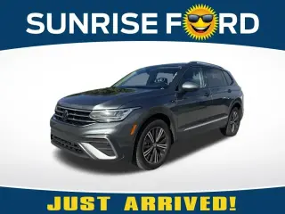 Volkswagen Tiguan 2024 Edición Wolfsburg 4p SUV