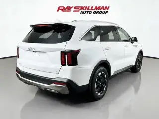 Kia Sorento 2024 S 4dr SUV