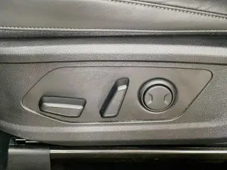 Kia Sorento 2025 AWD X-Line SX 4p SUV