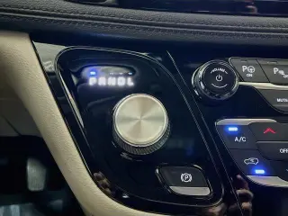 Chrysler Pacifica 2020 Limited 4dr Mini-Van