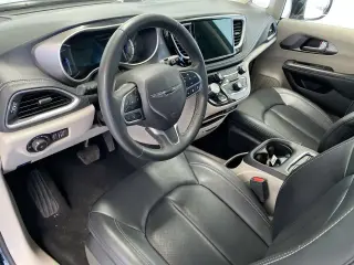 Chrysler Pacifica Híbrido enchufable 2024 Road Tripper 4dr Mini-Van