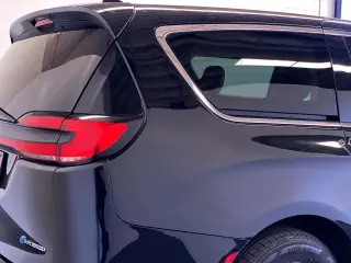 Chrysler Pacifica Híbrido enchufable 2024 Road Tripper 4dr Mini-Van