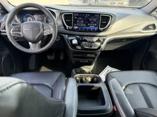 Chrysler Pacifica 2025 Select 4dr Mini-Van