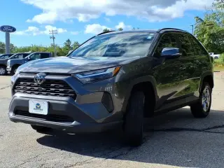 Toyota RAV4 2023 AWD XLE 4dr SUV