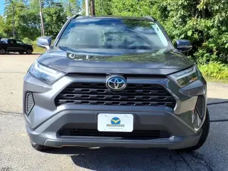Toyota RAV4 2023 AWD XLE 4dr SUV