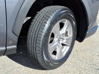 Toyota RAV4 2023 AWD XLE 4dr SUV