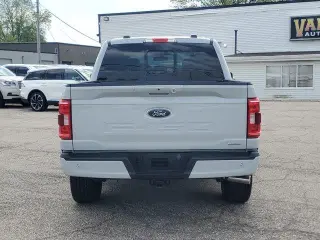 Ford F-150 2023 4x4 XLT 4dr SuperCrew 5,5 ft. CB